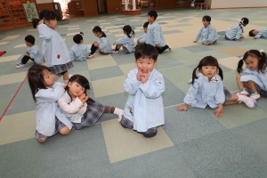 鉄棒頑張っています　こあら