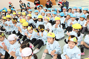 クリスマス会　12月うまれのお誕生会🎁　NO．1