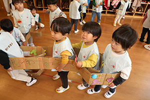 電車ごっこ　ひよこ