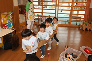 電車ごっこ　ひよこ