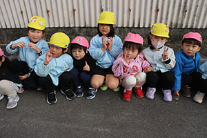 お散歩へでかけました　ひよこ・ひまわり