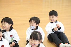 体操教室 　ー跳び箱ー　ことり