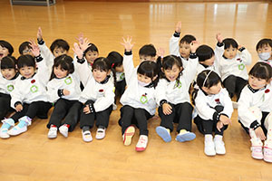 体操教室 　ー跳び箱ー　ことり