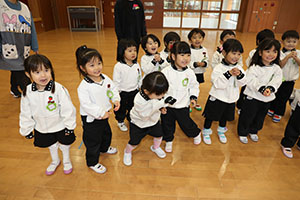 体操教室 　ー跳び箱ー　ことり