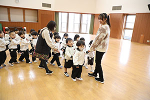 体操教室 　ー跳び箱ー　りす