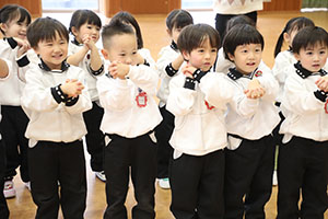 体操教室 　ー跳び箱ー　りす