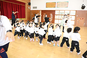 体操教室 　ー跳び箱ー　うさぎ