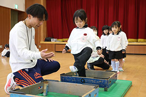 体操教室 　ー跳び箱ー　うさぎ