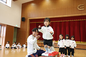 体操教室 　ー跳び箱ー　うさぎ