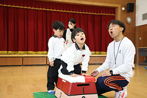 体操教室 　ー跳び箱ー　うさぎ