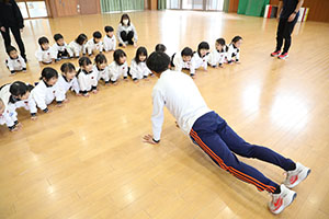 体操教室 　ー跳び箱ー　うさぎ