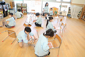 大掃除をしました　すみれ・ばら・たんぽぽ・りす・うさぎ・B・D