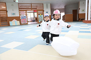 雪だるまころがし　うさぎ・ぱんだ
