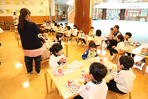 みんなでお給食　あひる・すみれ