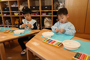 スノードームの制作　あひる