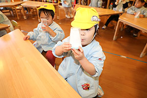 スノードームの制作　あひる