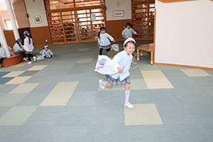 凧あげ楽しかったね　D