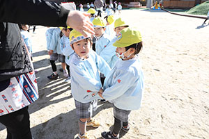 マラソン活動が始まりました　C・ひまわり・たんぽぽ・さくら・ことり・ぱんだ