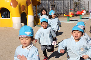 マラソン活動が始まりました　C・ひまわり・たんぽぽ・さくら・ことり・ぱんだ