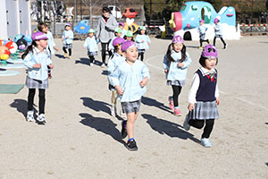マラソン活動が始まりました　C・ひまわり・たんぽぽ・さくら・ことり・ぱんだ