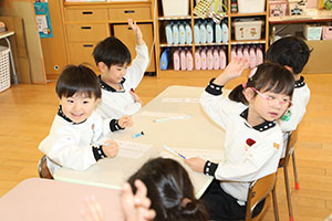 書初め大会　がんばったね！　年中組