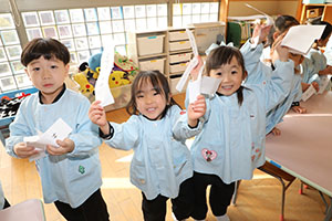 書初め大会　がんばったね！　年中組