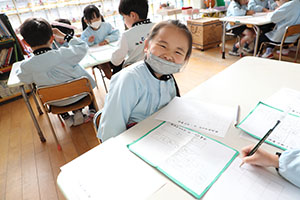 書初め大会　がんばりました　年長組　NO.1