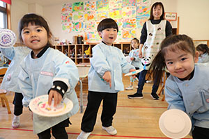 コマの制作　きりん