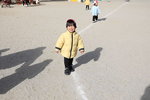 マラソン頑張っています　ひよこ・りす・うさぎ・ばら