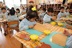 絵馬の制作　こあら