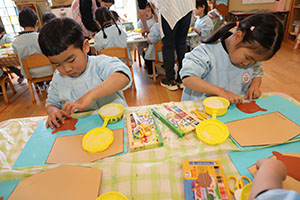 絵馬の制作　こあら