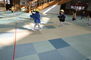 くるくる凧　あひる