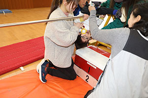 体操教室　ー鉄棒ー　ぱんだ