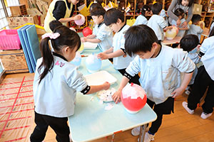 作品展　張り子の制作　Ｅ