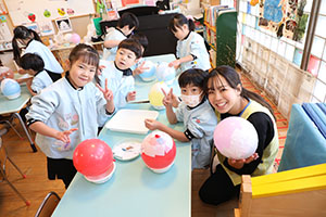 作品展　張り子の制作　Ｅ