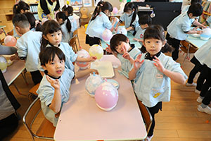 作品展　張り子の制作　Ｅ