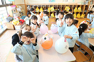 作品展　張り子の制作　Ｄ