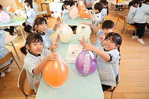 作品展　張り子の制作　Ｄ