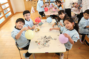 作品展　張り子の制作　Ｃ