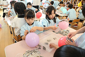 作品展　張り子の制作　Ｃ