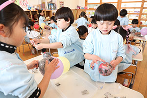 作品展　張り子の制作　Ｃ