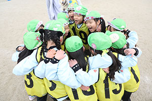 サッカー教室が開かれました　B・D