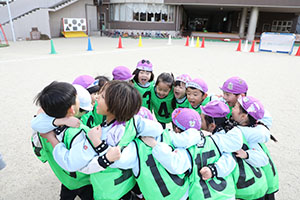 サッカー教室が開かれました　C