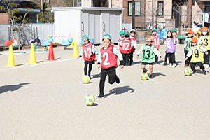 サッカー教室が開かれました　A・E