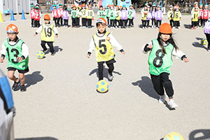 サッカー教室が開かれました　A・E