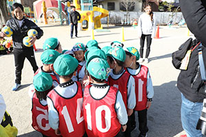 サッカー教室が開かれました　A・E