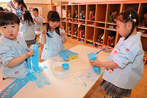 作品展の制作活動　りす