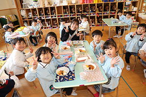 ホットケーキパーティ　　ひまわり・たんぽぽ・すみれ