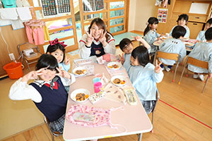 ホットケーキパーティ　　ひまわり・たんぽぽ・すみれ