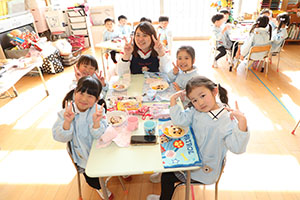 ホットケーキパーティ　　ひまわり・たんぽぽ・すみれ